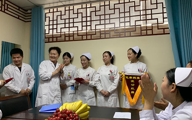 【5.12护士节】平博在线,平博(中国)举办茶话会白衣天使受表彰(图6)